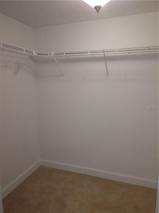 For Rent: $1,900 (2 beds, 2 baths, 1071 Square Feet)