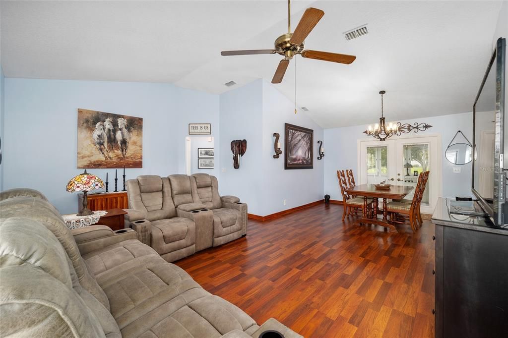 Living & Dining room Combo