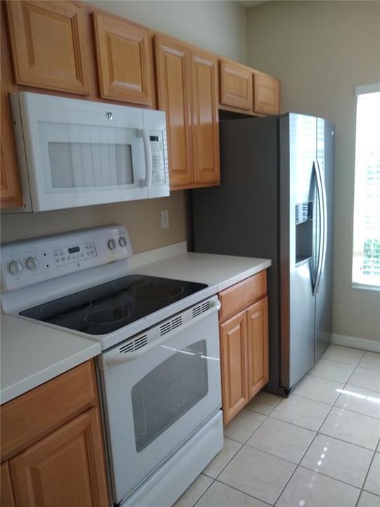 For Rent: $2,000 (3 beds, 2 baths, 1200 Square Feet)