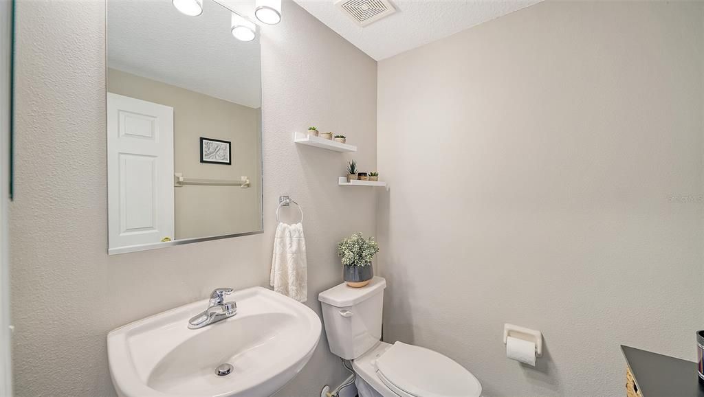 Active With Contract: $4,250 (4 beds, 2 baths, 2217 Square Feet)