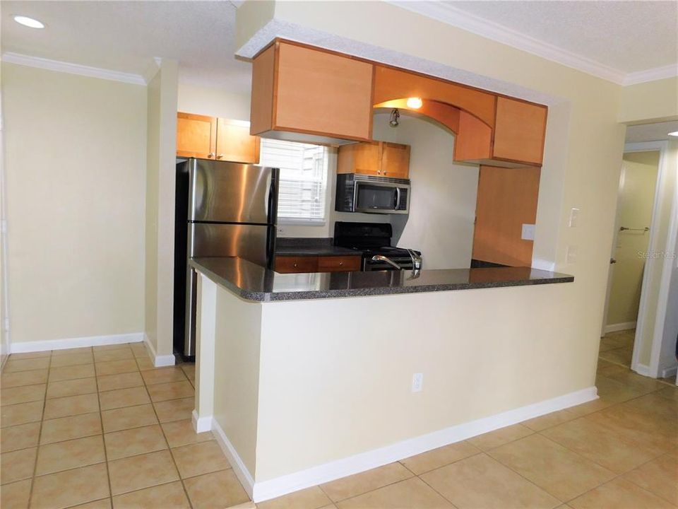 For Rent: $1,650 (2 beds, 2 baths, 946 Square Feet)