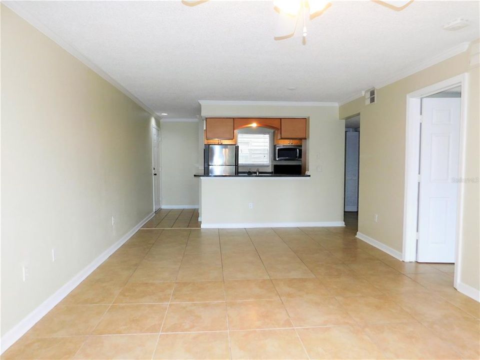 For Rent: $1,650 (2 beds, 2 baths, 946 Square Feet)