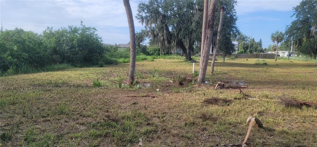 En Venta: $160,000 (0.44 acres)