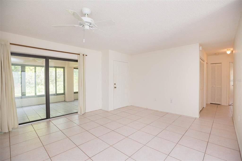 For Rent: $1,595 (2 beds, 2 baths, 1167 Square Feet)