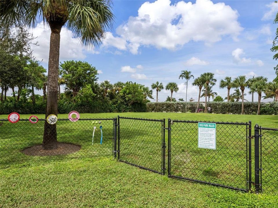 For Sale: $694,000 (2 beds, 2 baths, 1688 Square Feet)