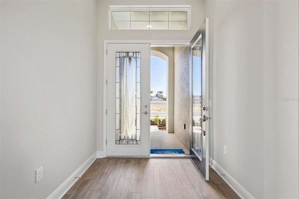 Active With Contract: $514,990 (3 beds, 3 baths, 2607 Square Feet)