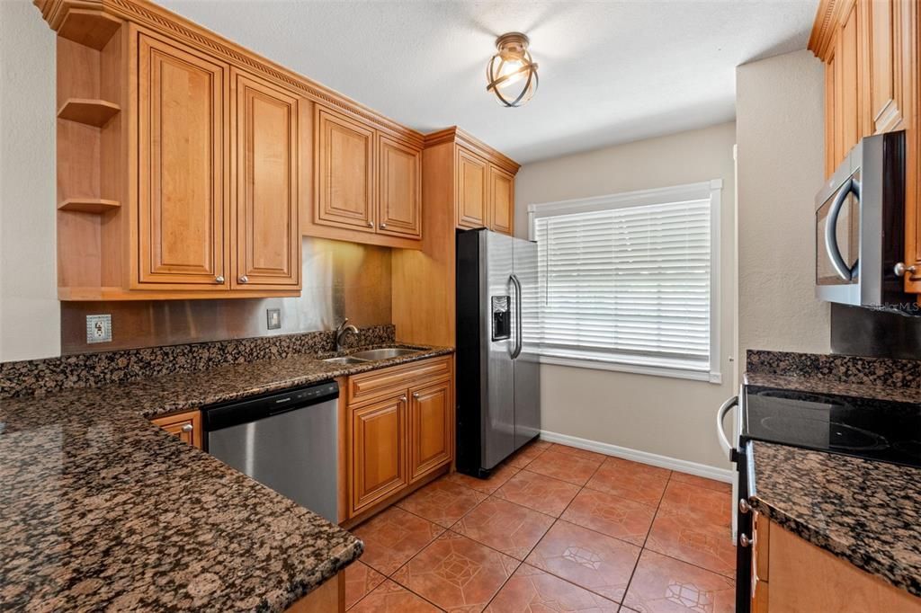 For Rent: $2,937 (3 beds, 2 baths, 1200 Square Feet)