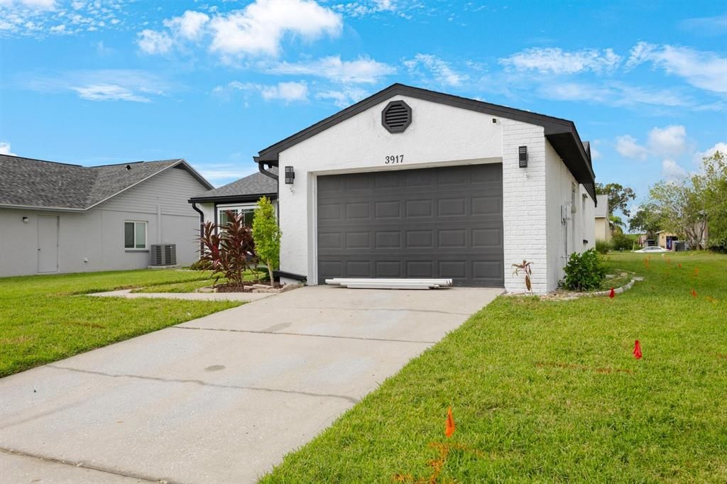 For Sale: $485,000 (3 beds, 2 baths, 1328 Square Feet)