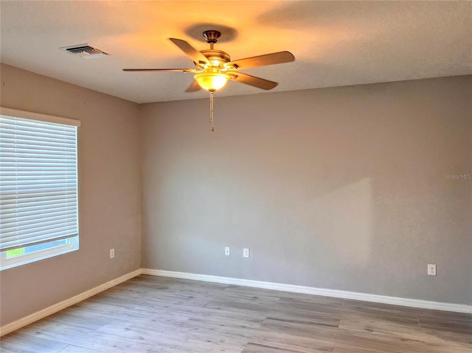 For Rent: $2,350 (3 beds, 2 baths, 1487 Square Feet)