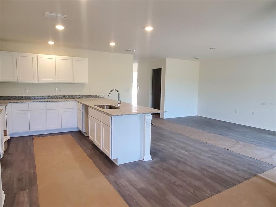 Active With Contract: $291,990 (4 beds, 2 baths, 1811 Square Feet)