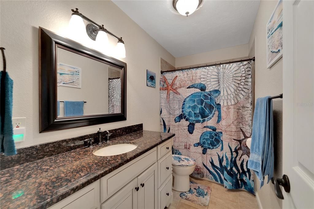 For Sale: $439,900 (2 beds, 2 baths, 1398 Square Feet)