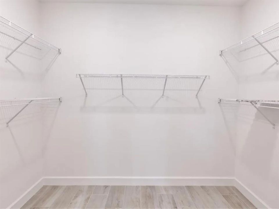 Walk-in closet