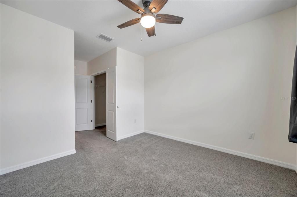 For Rent: $2,150 (3 beds, 2 baths, 1673 Square Feet)