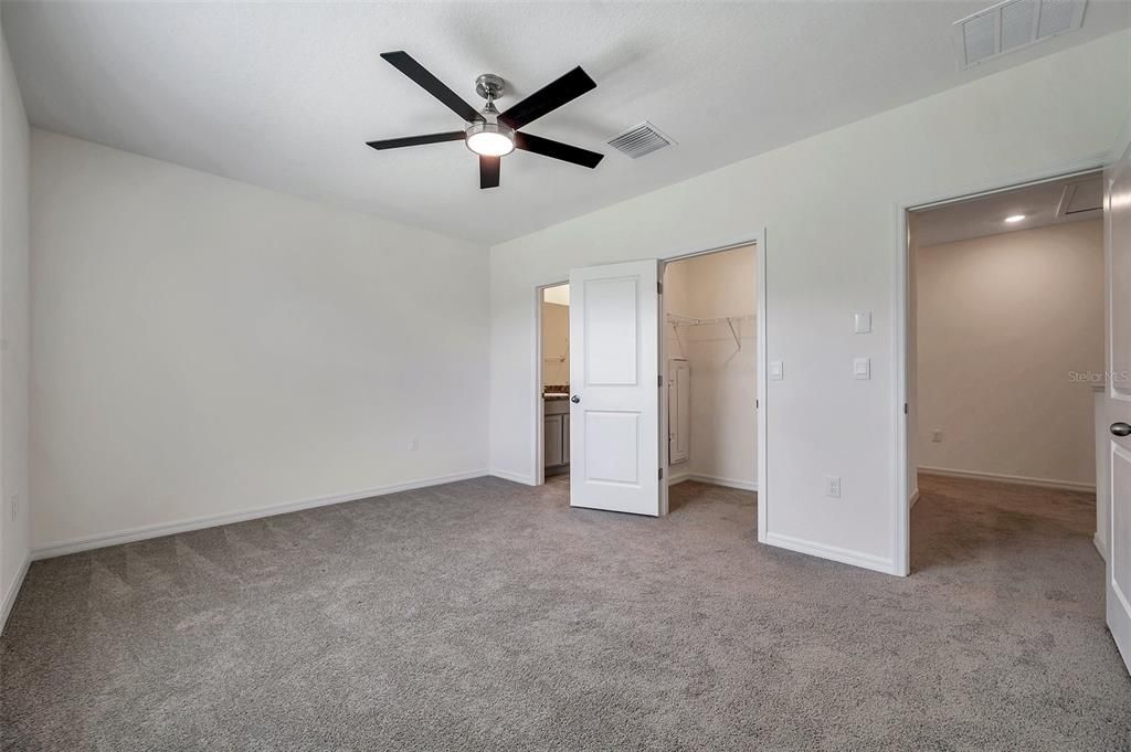 For Rent: $2,150 (3 beds, 2 baths, 1673 Square Feet)