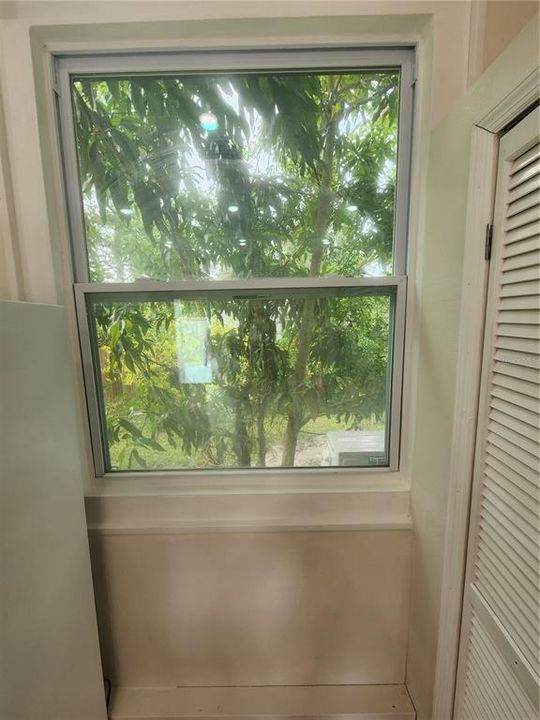 For Rent: $1,300 (1 beds, 1 baths, 780 Square Feet)