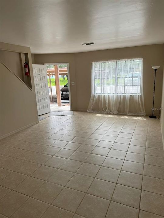 For Rent: $1,500 (2 beds, 1 baths, 1236 Square Feet)