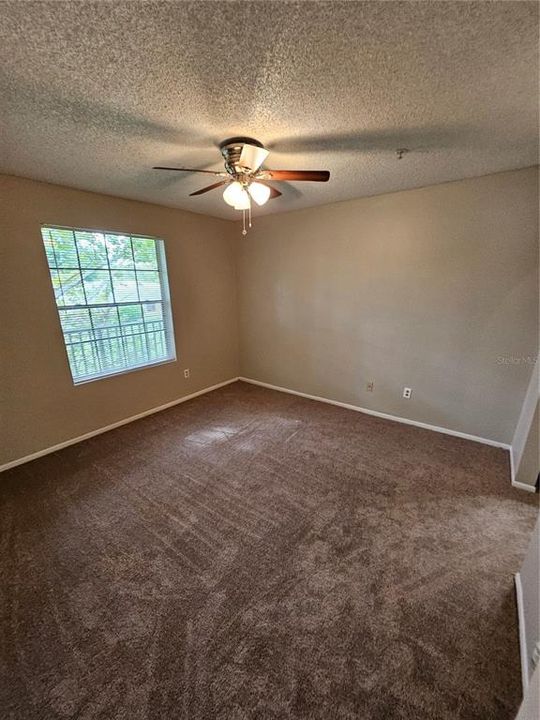 Active With Contract: $132,900 (1 beds, 1 baths, 552 Square Feet)