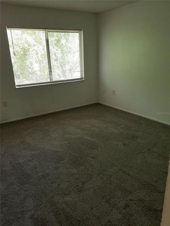 For Rent: $1,540 (2 beds, 1 baths, 996 Square Feet)