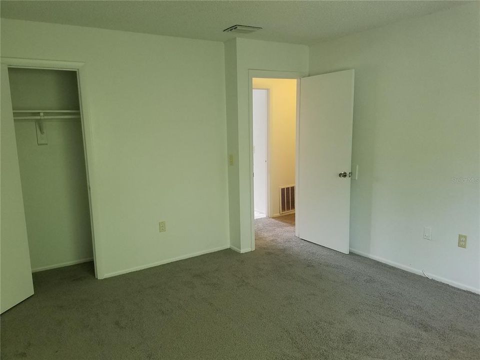 For Rent: $1,540 (2 beds, 1 baths, 996 Square Feet)