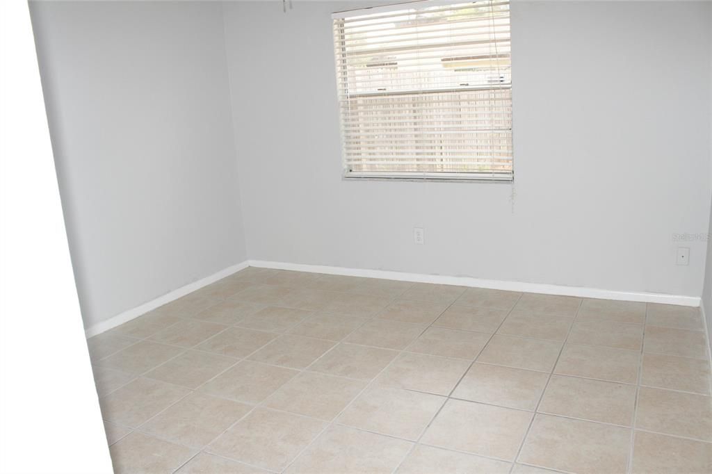 For Rent: $2,200 (3 beds, 2 baths, 1209 Square Feet)