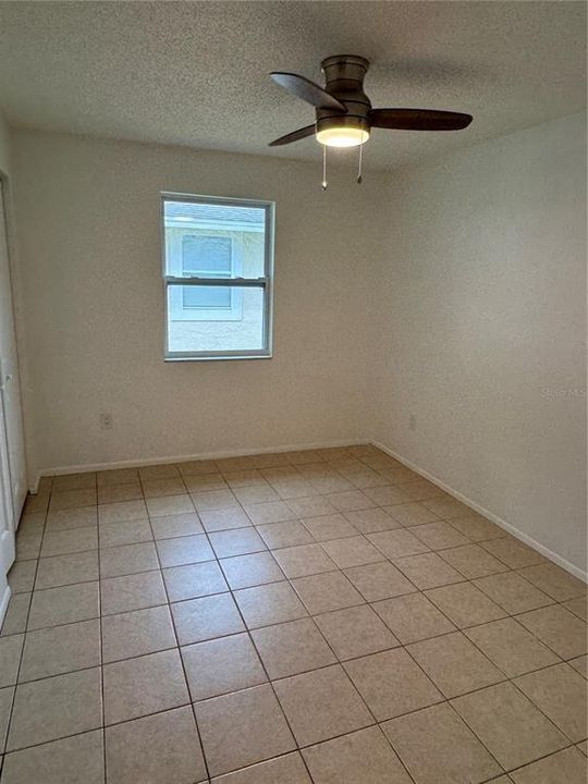 For Rent: $1,950 (3 beds, 2 baths, 1032 Square Feet)