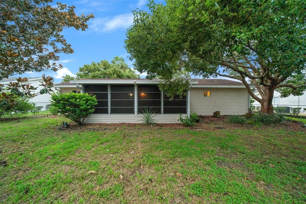 For Sale: $289,900 (3 beds, 2 baths, 1450 Square Feet)