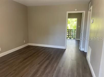 For Rent: $1,050 (2 beds, 1 baths, 750 Square Feet)