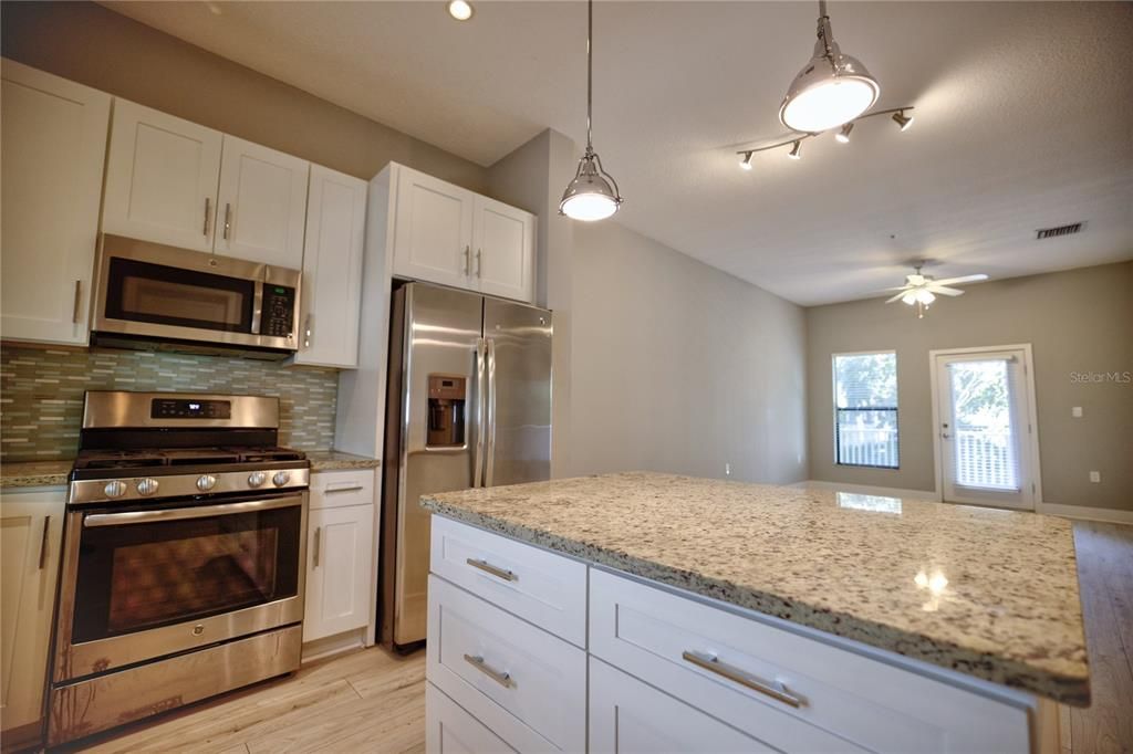 For Sale: $672,900 (2 beds, 2 baths, 1610 Square Feet)