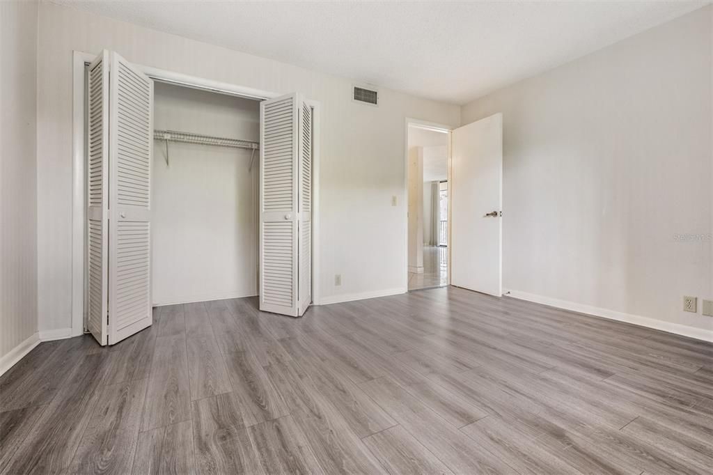 For Sale: $245,000 (2 beds, 2 baths, 1565 Square Feet)