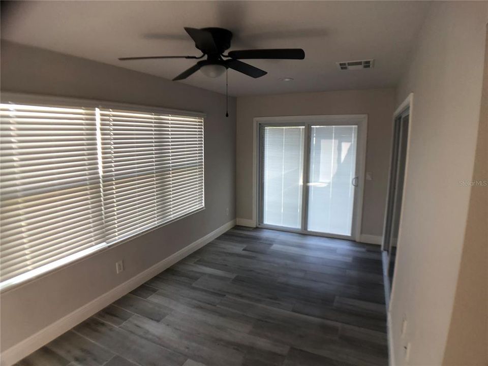 For Rent: $2,400 (3 beds, 2 baths, 1617 Square Feet)