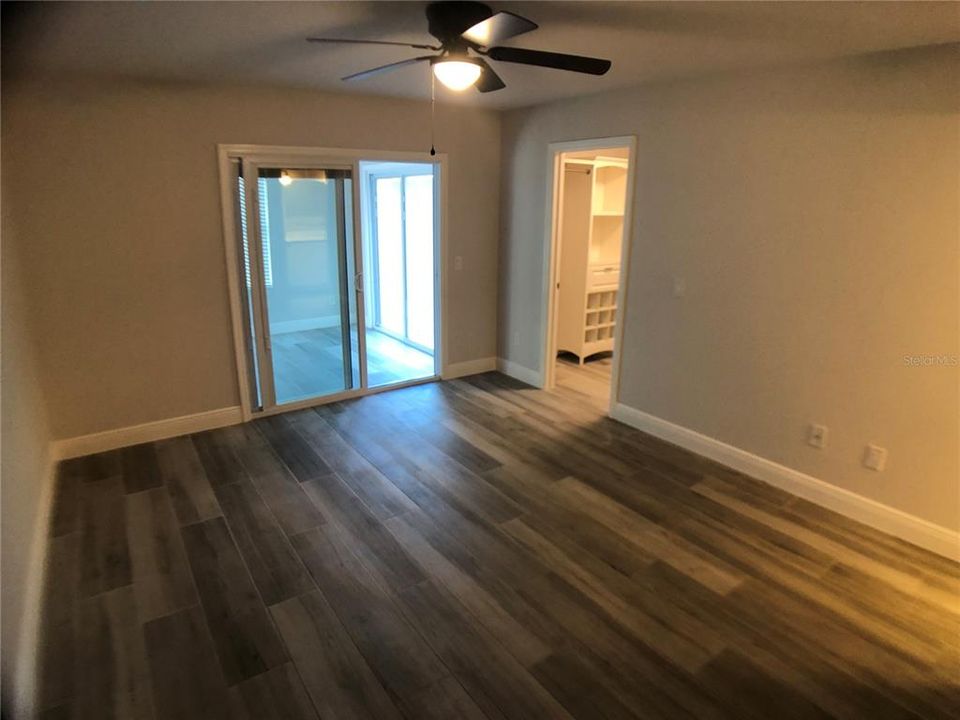 For Rent: $2,400 (3 beds, 2 baths, 1617 Square Feet)