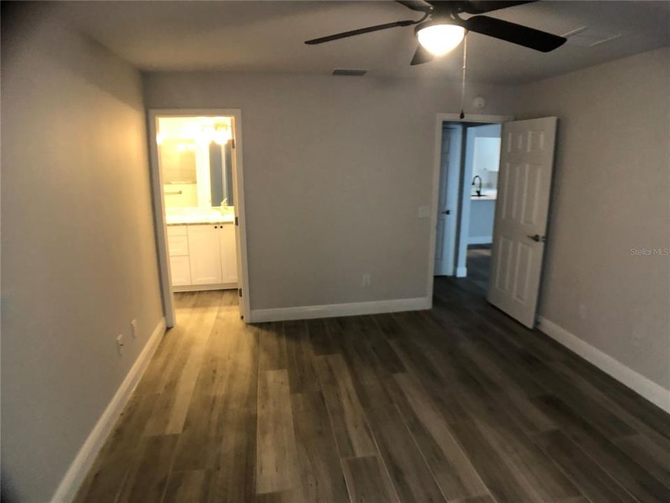 For Rent: $2,400 (3 beds, 2 baths, 1617 Square Feet)