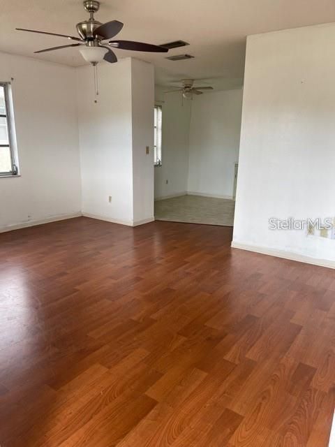 For Rent: $1,195 (1 beds, 1 baths, 700 Square Feet)