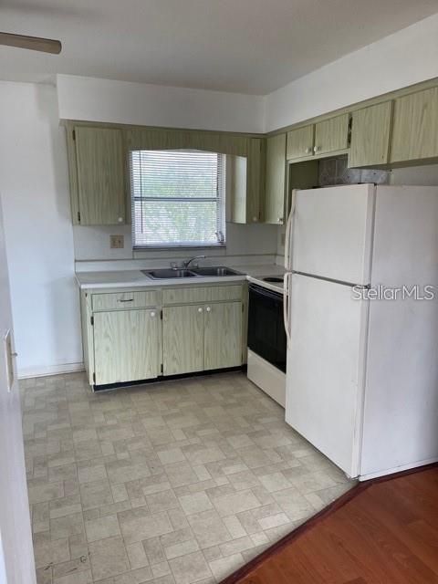 For Rent: $1,195 (1 beds, 1 baths, 700 Square Feet)