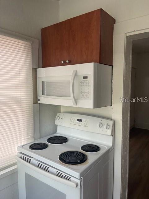 For Rent: $1,495 (3 beds, 1 baths, 1000 Square Feet)