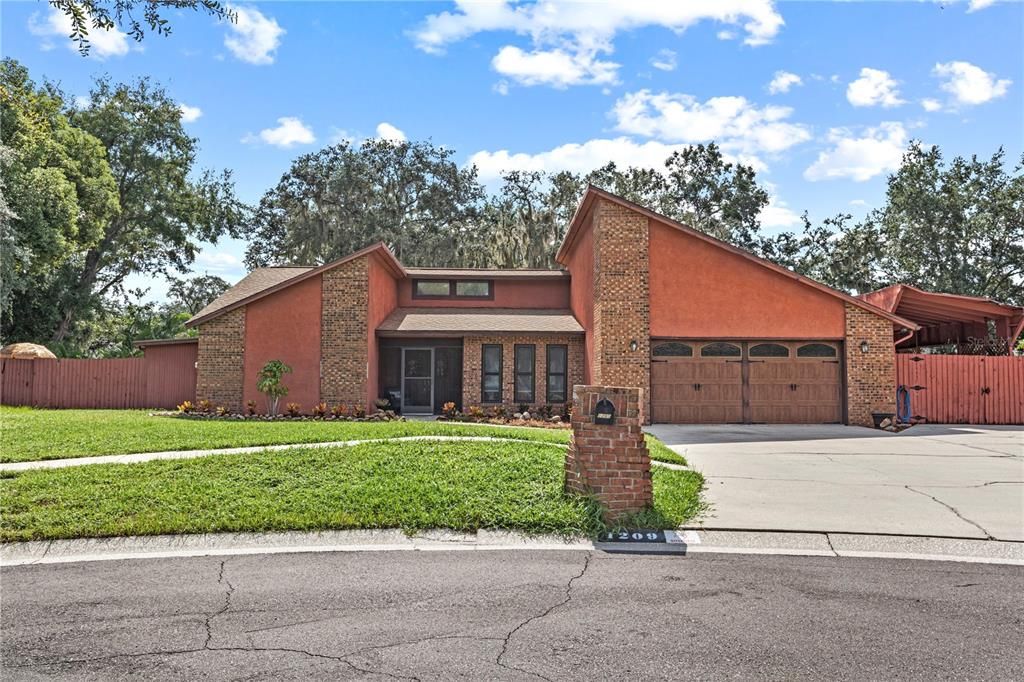 For Sale: $475,000 (4 beds, 2 baths, 2184 Square Feet)