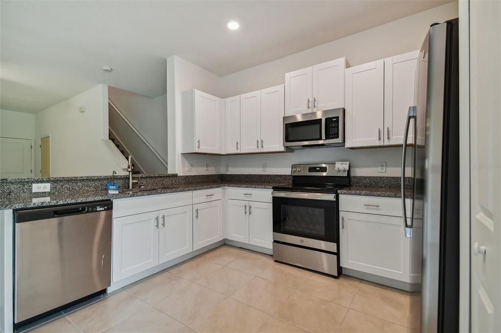 For Sale: $335,000 (3 beds, 2 baths, 1580 Square Feet)