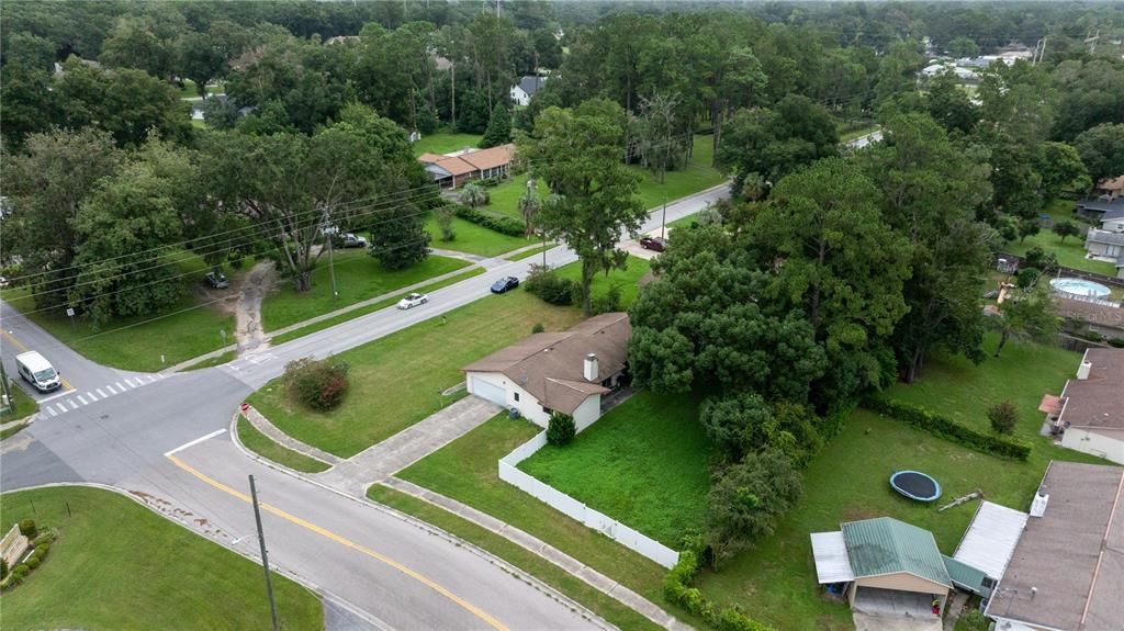 For Sale: $275,000 (3 beds, 2 baths, 1721 Square Feet)