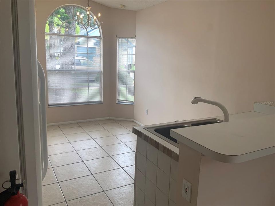 For Rent: $1,850 (3 beds, 2 baths, 1097 Square Feet)