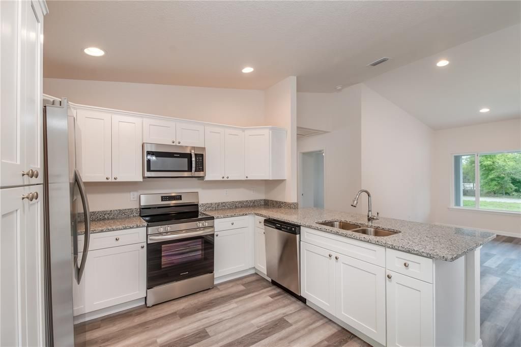 Active With Contract: $249,000 (3 beds, 2 baths, 1323 Square Feet)