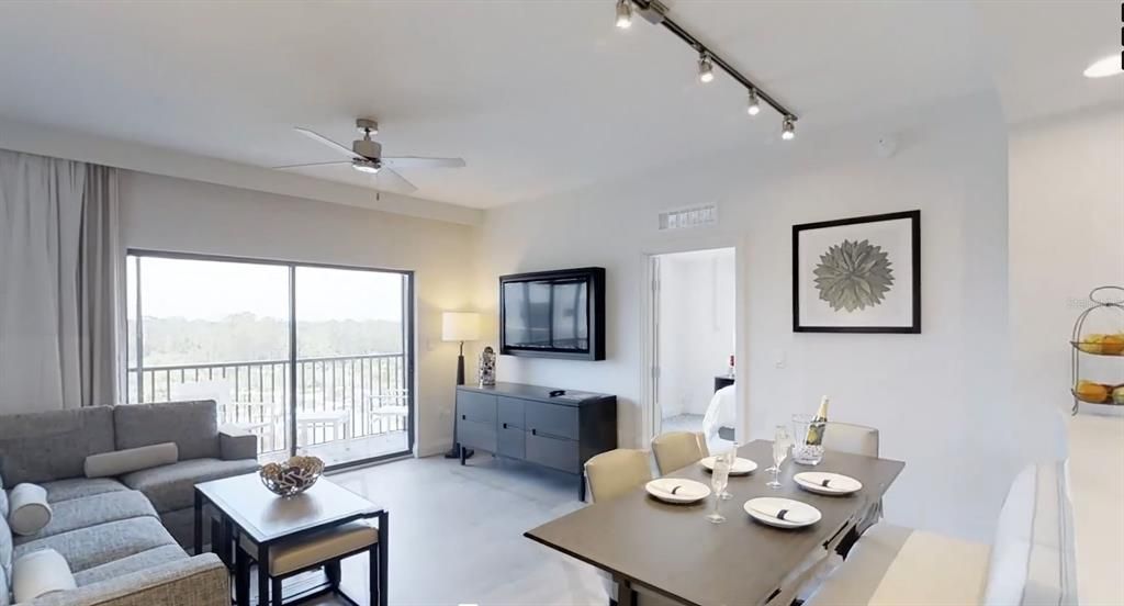 For Sale: $365,000 (2 beds, 2 baths, 1265 Square Feet)