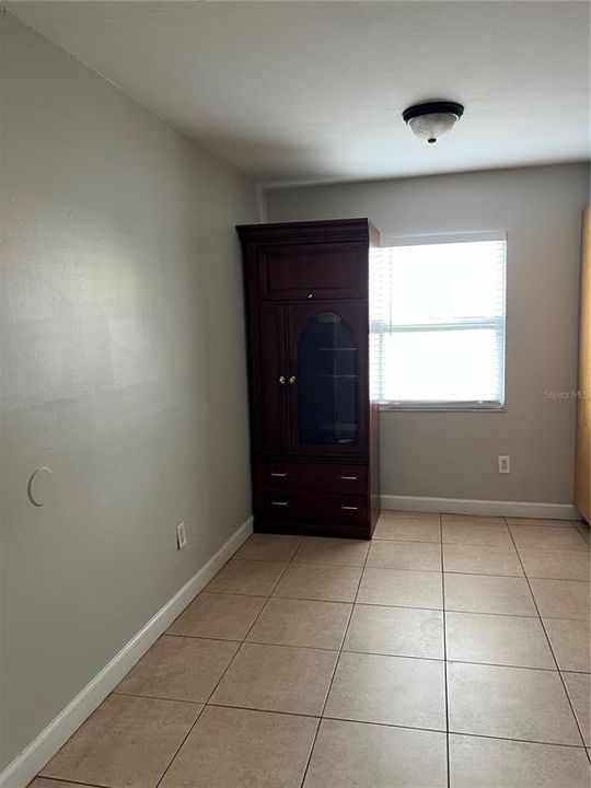 For Rent: $2,000 (3 beds, 2 baths, 1226 Square Feet)