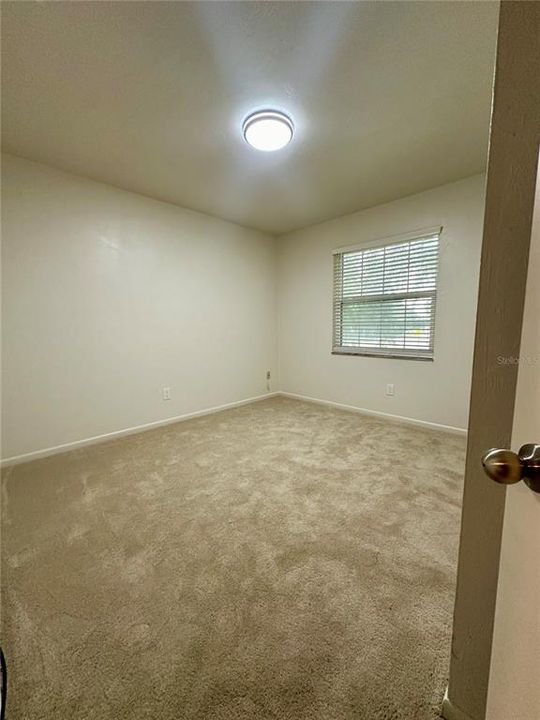 For Rent: $1,300 (2 beds, 1 baths, 792 Square Feet)