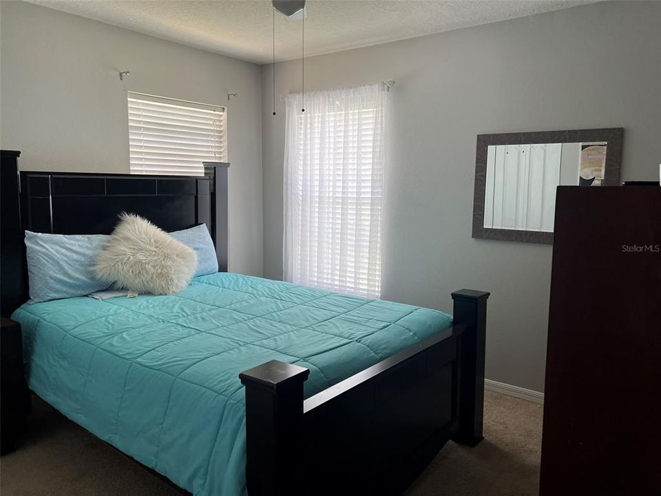 For Rent: $1,950 (3 beds, 2 baths, 1347 Square Feet)