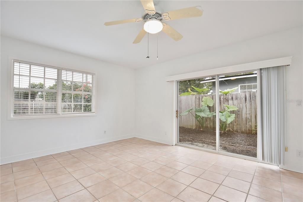 For Rent: $2,995 (3 beds, 2 baths, 1718 Square Feet)