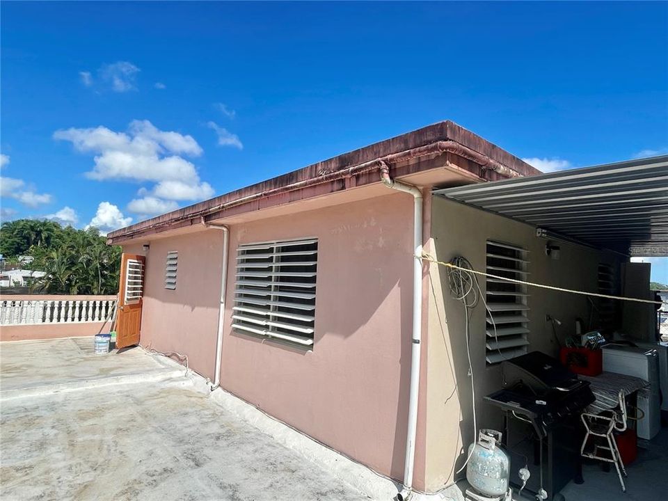 En Venta: $190,000 (5 camas, 2 baños, 1250 Pies cuadrados)