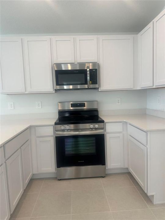 For Rent: $1,850 (3 beds, 2 baths, 1287 Square Feet)