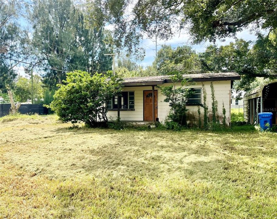 Недавно продано: $120,000 (2 спален, 1 ванн, 688 Квадратных фут)