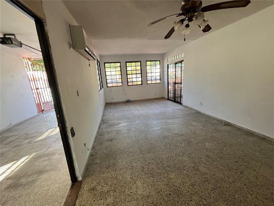 En Venta: $120,000 (3 camas, 2 baños, 9500 Pies cuadrados)