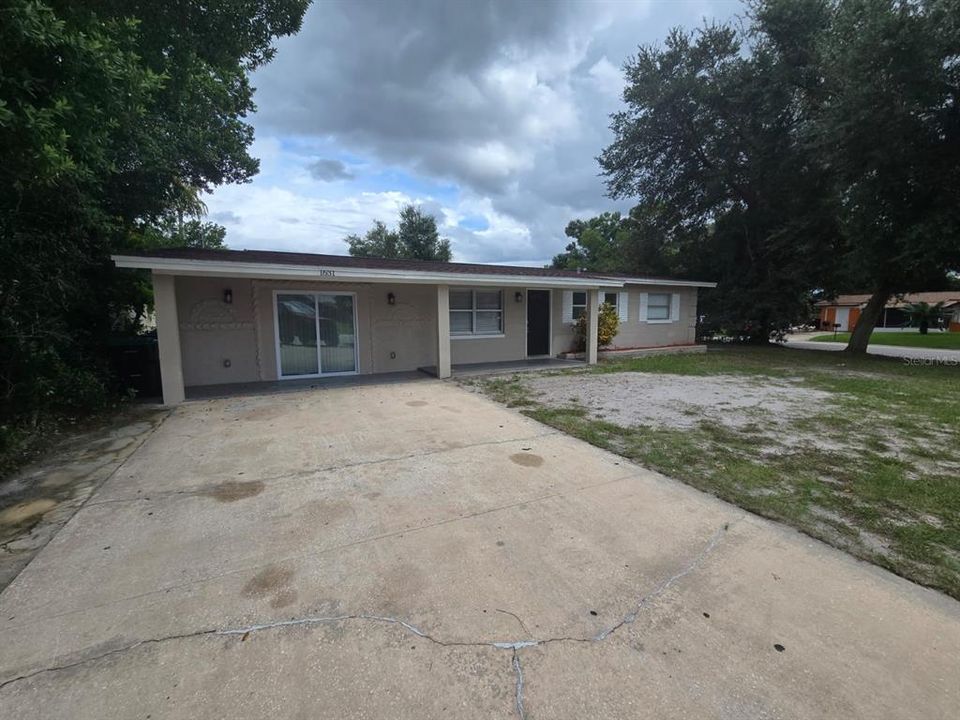 For Sale: $264,900 (3 beds, 2 baths, 1240 Square Feet)